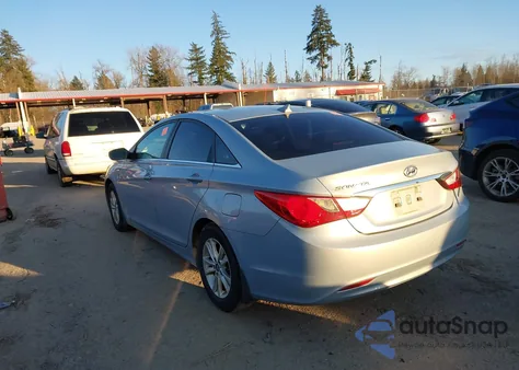 2013 Hyundai Sonata Gls z USA, uszkodzony, nr VIN 5NPEB4AC2DH665216